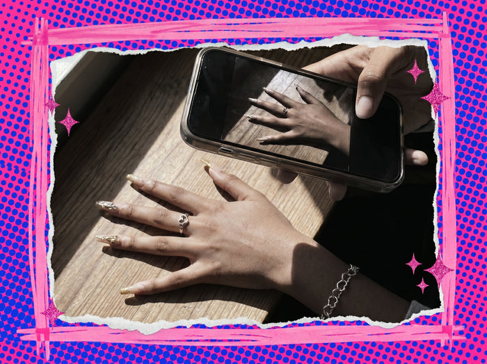 upload hand.